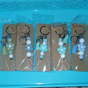 Handmade Floral Beaded Keychain Set - Multicolor